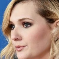 Abigail Breslin Desnuda