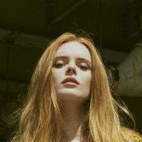 Abigail Cowen Desnuda