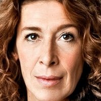 Adele Neuhauser Desnuda