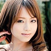 Akiho Yoshizawa Desnuda