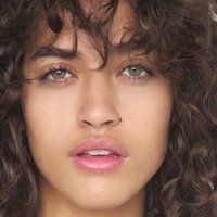 Alanna Arrington Desnuda