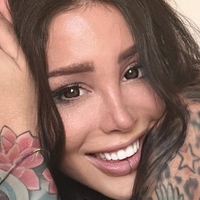 Alex Mucci Desnuda