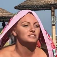 Alexandra Stan Desnuda