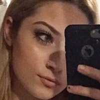 Ali Cortese Desnuda