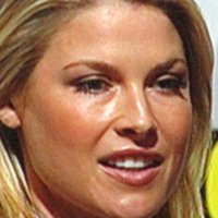 Ali Larter Desnuda