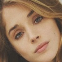 Alice Isaaz Desnuda
