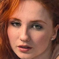 alicepreuoston Desnuda