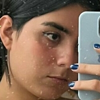 Alisiren Desnuda