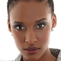 Altovise Lawrence Desnuda