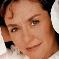 Amanda Burton Desnuda