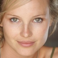 Amber Clayton Desnuda