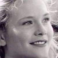 Amy Locane Desnuda