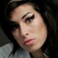 Amy Winehouse Desnuda