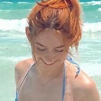 Ana Saia Desnuda