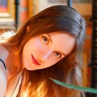 Anastazja Ostrowska Desnuda