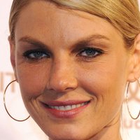 Angela Lindvall Desnuda