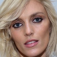 Anja Rubik Desnuda