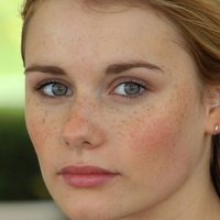 Anna Hausburg Desnuda