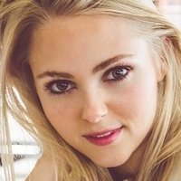 AnnaSophia Robb Desnuda
