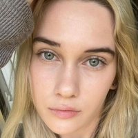 annieclarke_xx Desnuda
