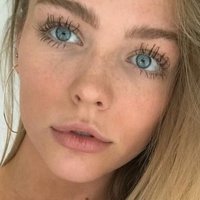 Annika Boron Desnuda