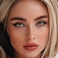 Antonia Freya Lydia Desnuda