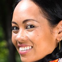 Anya Ayoung-Chee Desnuda
