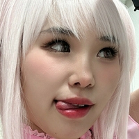apeachy Desnuda