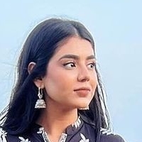 Areeka Haq Desnuda