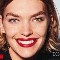 Arizona Muse Desnuda