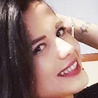 Aroua Dh Desnuda