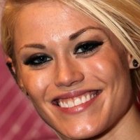 Ash Hollywood Desnuda