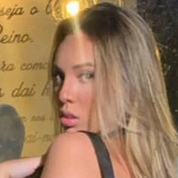 Babi Ket Desnuda