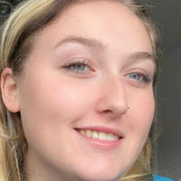 Bailey Baker Desnuda