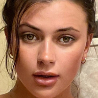 Becdan Desnuda