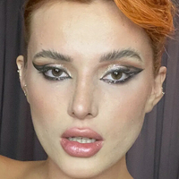 bellathorn Desnuda