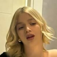 Beril Şahin Desnuda