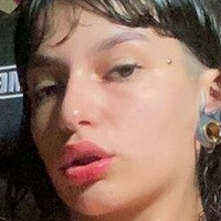 Betül Ekinci Desnuda