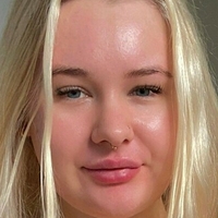 bllondeangell Desnuda