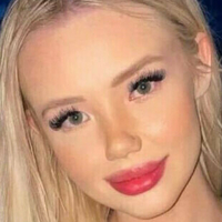 BlondBunni Desnuda