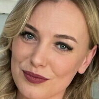 blondeblueeyedmoma Desnuda
