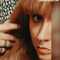 Boozetard Leah Desnuda