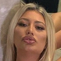 Born2Tease Desnuda