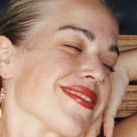 Bratty Cosgrove Desnuda