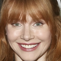 Bryce Dallas Desnuda
