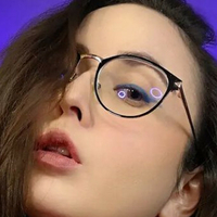 Caattiiy Desnuda