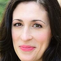 Cara Mantella Desnuda