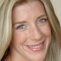 Caroline Leppanen Desnuda