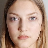 Charlotte Krause Desnuda