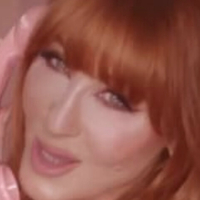 Charlotte Tilbury Desnuda
